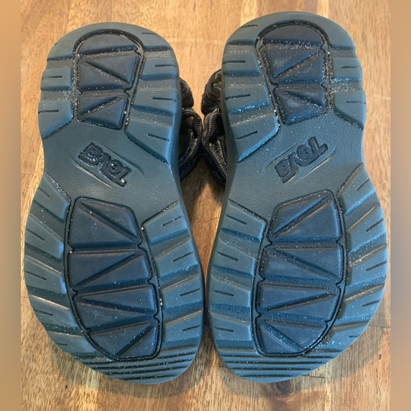 Teva/Chaco Sandals: 2 pairs! - Picture 7 of 13